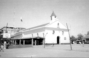 la iglesia de Baler en la actualidad