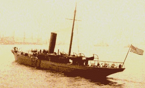 El Gloucester, primer nav&iacute;o americano al que fue llevado el Almirante Cervera una vez finalizado el combate naval