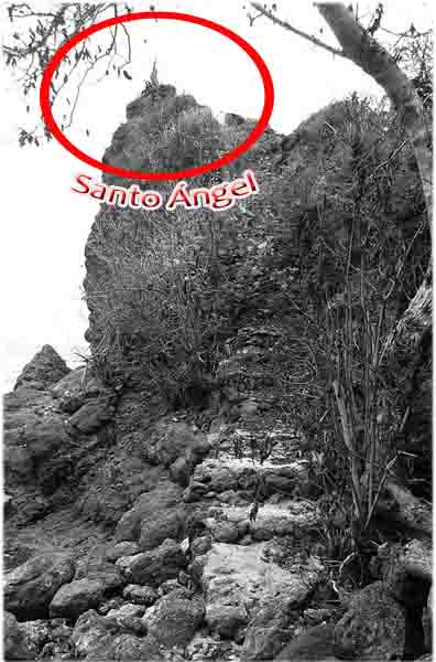 Acceso al castillo del Santo Ángel