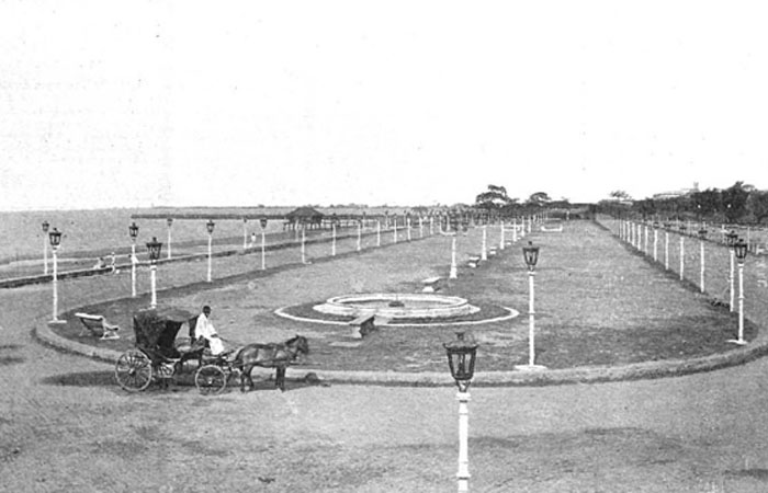 Paseo de La Luneta, donde fue fusilado Quico Rojas. De la revista «La Ilustración Española y Americana». Año 1897.