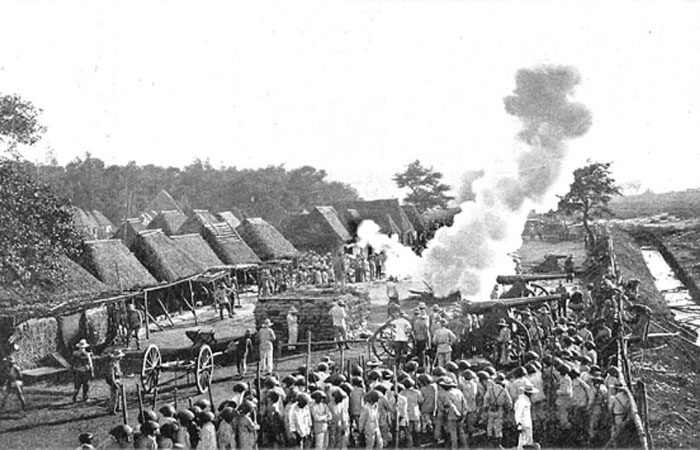 Cavite. Bombardeo del puente atrincherados de Noveleta.