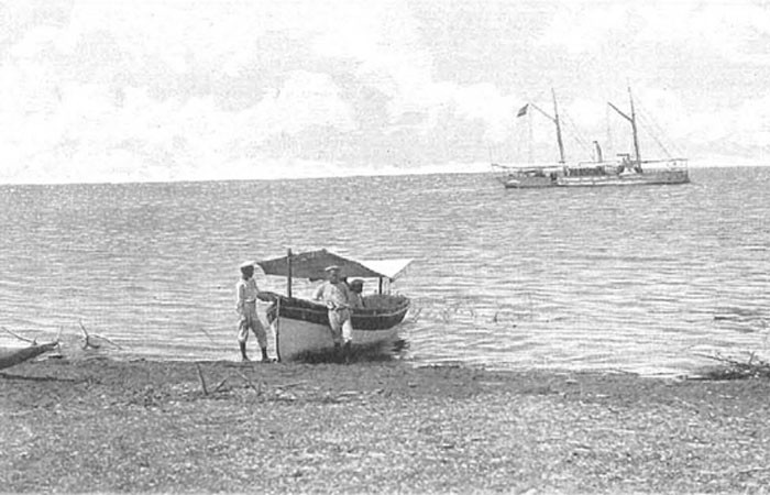 El cañonero Leyte de crucero en las costas de Cavite y Batangas. De «La Ilustración Artística». Año 1897.