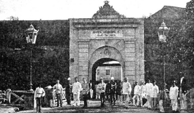 Manila. Puerta de Isabel II
